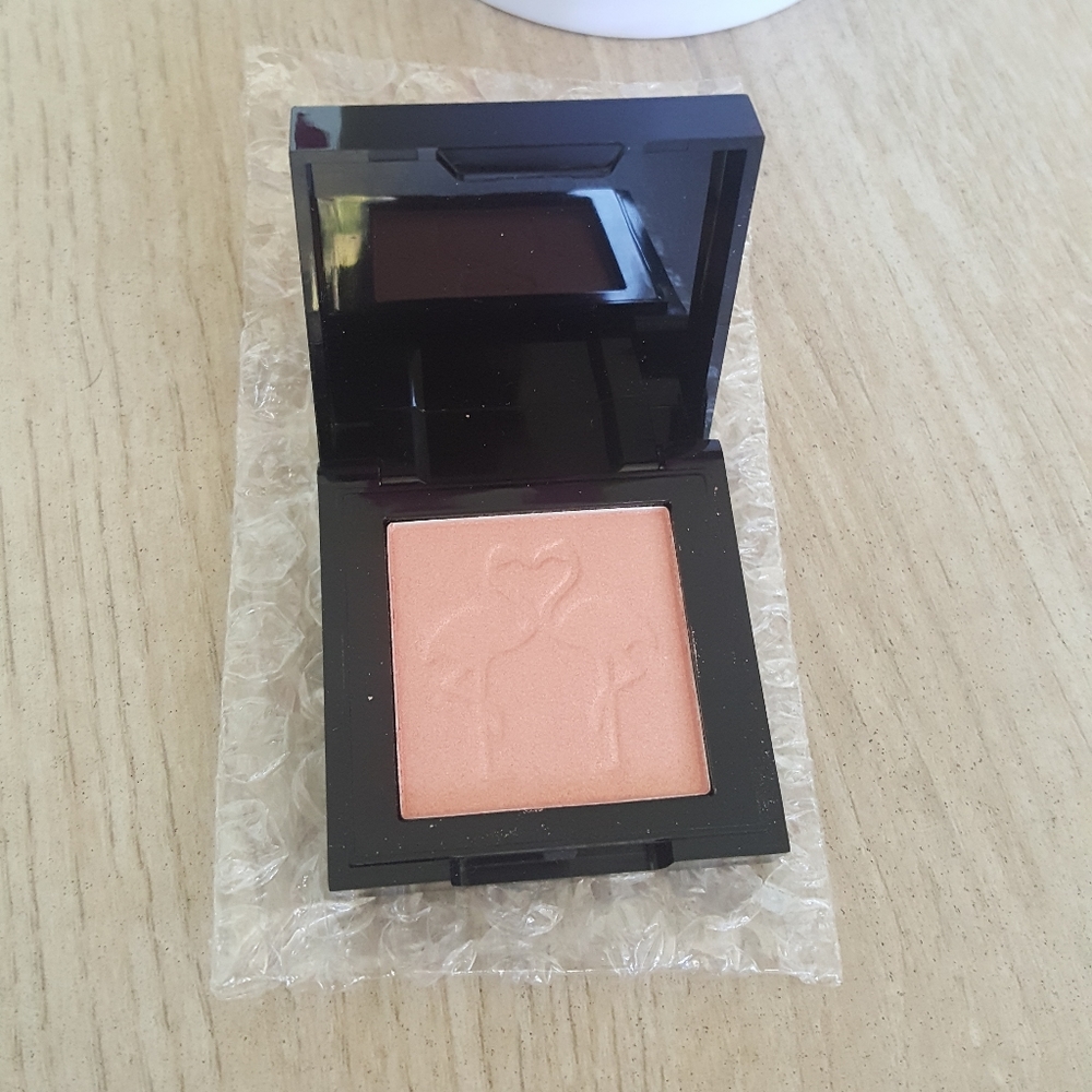 🎈Shaina B Miami highlighter - Picture 10 of 10